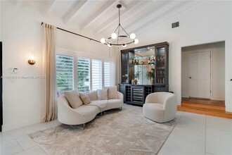 426 Hardee Rd in Coral Gables, FL - Foto de edificio - Building Photo