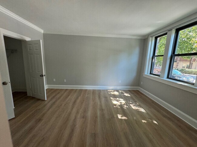 103 Longwood Ave, Unit #A in Brookline, MA - Building Photo - Building Photo