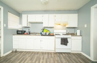 106 S Davis St, Unit 1A in New Boston, TX - Building Photo - Building Photo