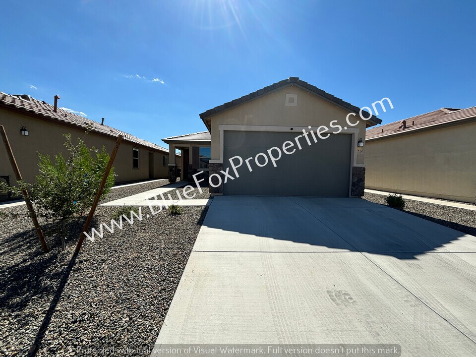 735 Calle Calca in Sahuarita, AZ - Building Photo