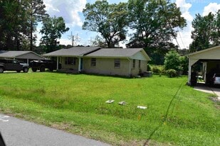 14500 Joan Dr in Shannon Hills, AR - Building Photo