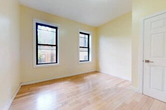 West 184th Street in New York, NY - Building Photo - Building Photo
