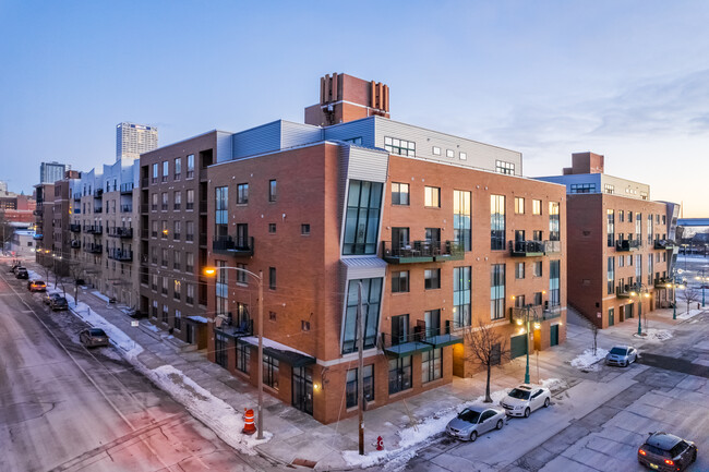 Jefferson Block Apartments in Milwaukee, WI - Building Photo - Building Photo