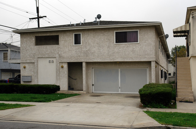 512 E Buckthorn St in Inglewood, CA - Building Photo - Building Photo