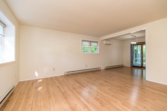 18 Belmont Square in Doylestown, PA - Building Photo - Building Photo