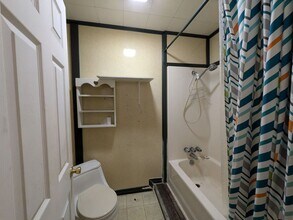 115 Peach St in Vidor, TX - Building Photo - Building Photo