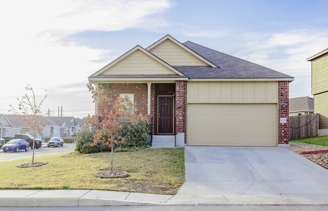 8331 Bending Willow in San Antonio, TX - Building Photo - Building Photo