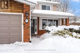 7 Shadbolt Ct in Markham, ON - Building Photo - Building Photo