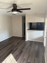 1733 Crest Grove Dr in Arlington, TX - Building Photo - Building Photo