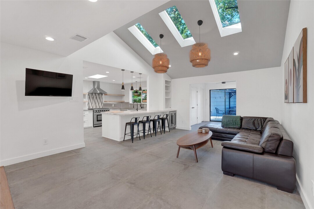 5226 Kinglet St in Houston, TX - Foto de edificio