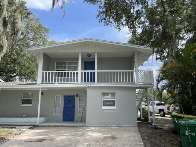 3427 W Main St in Mims, FL - Building Photo - Building Photo