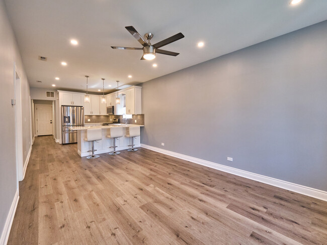 4323 S Talman Ave in Chicago, IL - Building Photo - Building Photo