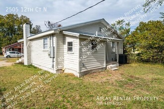 2505 12th Ct N in Bessemer, AL - Building Photo - Building Photo