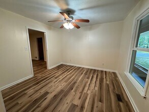 2060 Edwards Rd in Douglasville, GA - Building Photo - Building Photo