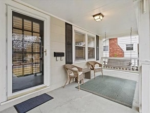 7527 Madison Ave in Kansas City, MO - Building Photo - Building Photo