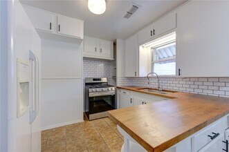 1823 Tabor St in Houston, TX - Building Photo - Building Photo