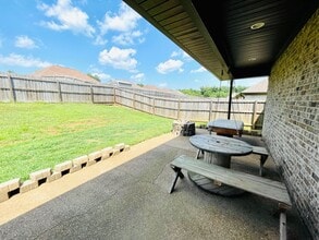 37 Lansbury Pl in Jackson, TN - Building Photo - Building Photo