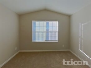 5819 Hewitt Dr in Charlotte, NC - Foto de edificio - Building Photo