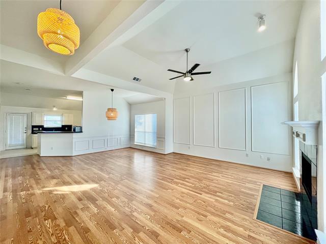 2015 Silverway Ln in Carrollton, TX - Building Photo - Building Photo