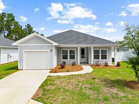 170 Bradford Ct in Freeport, FL - Building Photo