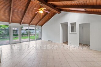 3206 W 79th St in Prairie Village, KS - Building Photo - Building Photo