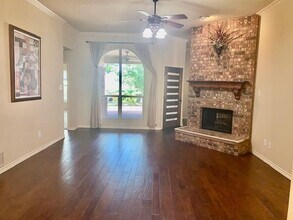 5037 Ridgecrest Dr in The Colony, TX - Building Photo - Building Photo