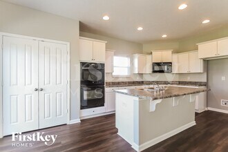 10452 Hunters Crossing Blvd in Indianapolis, IN - Building Photo - Building Photo