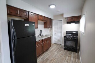 This beautifully updated 3-bedroom, 1-bath in Detroit, MI - Building Photo - Building Photo