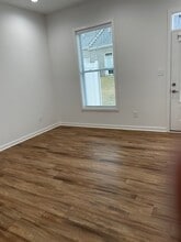 Townhomes At Rock Cliff in Martinsburg, WV - Building Photo - Building Photo