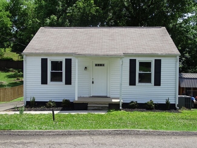 property at 216 Wynn Ave