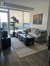 4800 Hwy 7 in Vaughan, ON - Building Photo - Building Photo