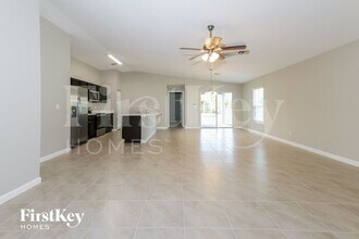 310 SW Undallo Rd in Port St. Lucie, FL - Building Photo - Building Photo