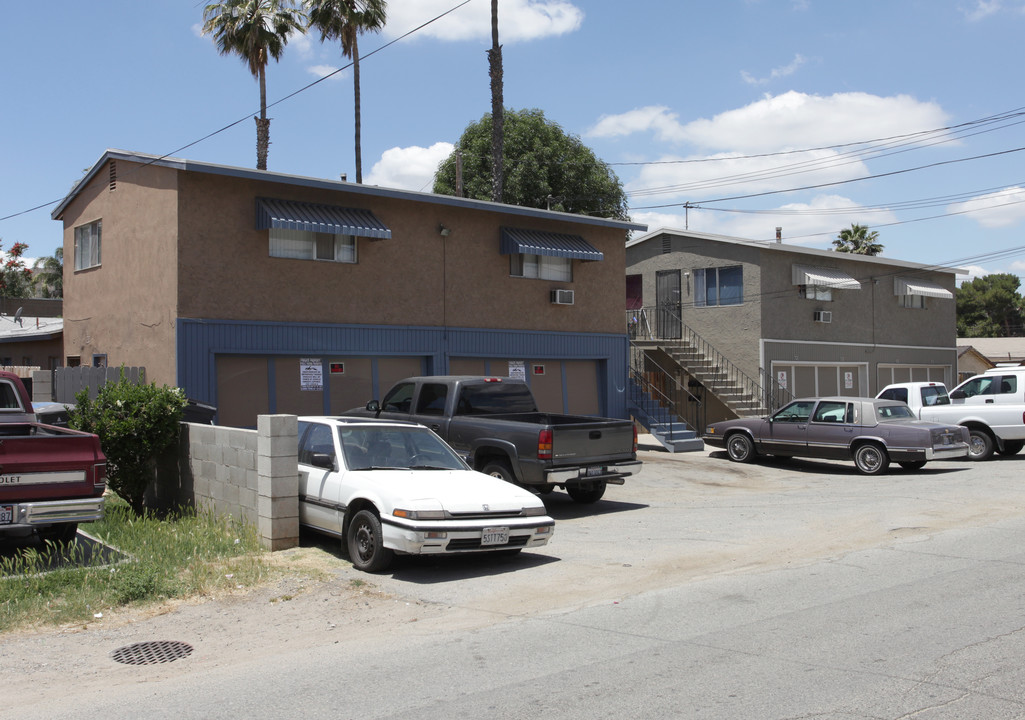 4758-4768 Mitchell Ave in Riverside, CA - Building Photo