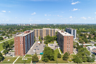 Bay Mills Place in Toronto, ON - Building Photo - Building Photo