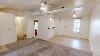 3076 Carroll Dr in Copperas Cove, TX - Building Photo - Building Photo