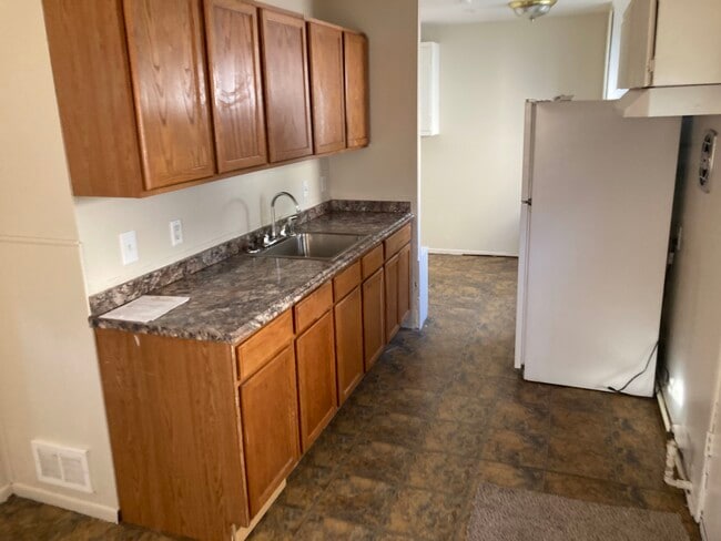 1872 Keppen Blvd in Lincoln Park, MI - Building Photo - Building Photo