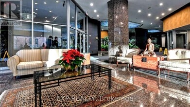 38 Elm St in Toronto, ON - Building Photo - Building Photo