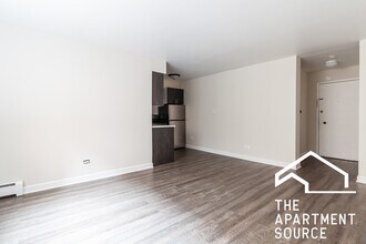 6011 N Winthrop Ave, Unit 207 in Chicago, IL - Building Photo - Building Photo