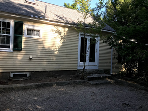 35 Noble St in Brunswick, ME - Building Photo - Building Photo