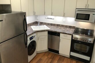 235 Monroe St in Hoboken, NJ - Building Photo - Building Photo