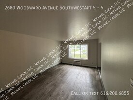 2680 Woodward Ave SW in Wyoming, MI - Building Photo