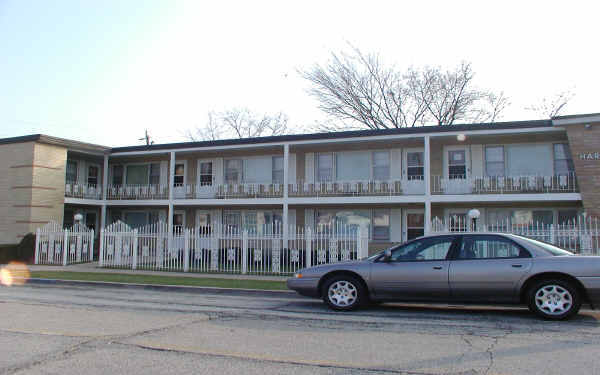 7740 Harvard St in Forest Park, IL - Foto de edificio