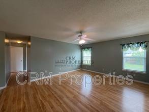 1058 Springwater Rd in Kokomo, IN - Building Photo - Building Photo