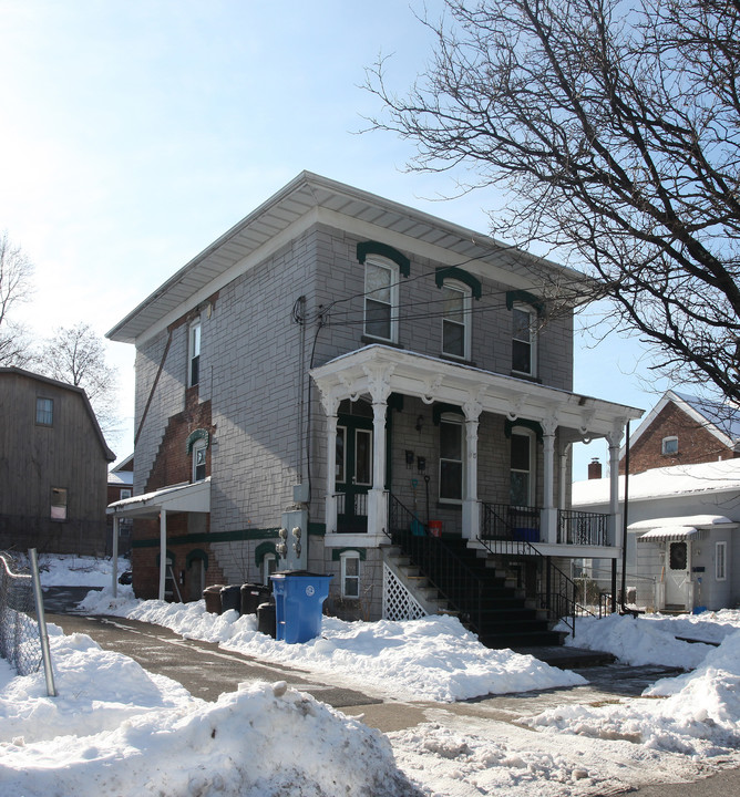 17 Prince St in Kingston, NY - Building Photo