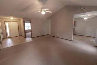 1606 Typhoon Dr in Columbia, MO - Building Photo - Building Photo