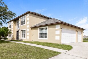 2346 Andrews Valley Dr in Kissimmee, FL - Building Photo