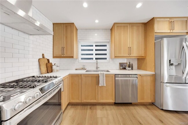 421 Larry Ln in Placentia, CA - Building Photo - Building Photo
