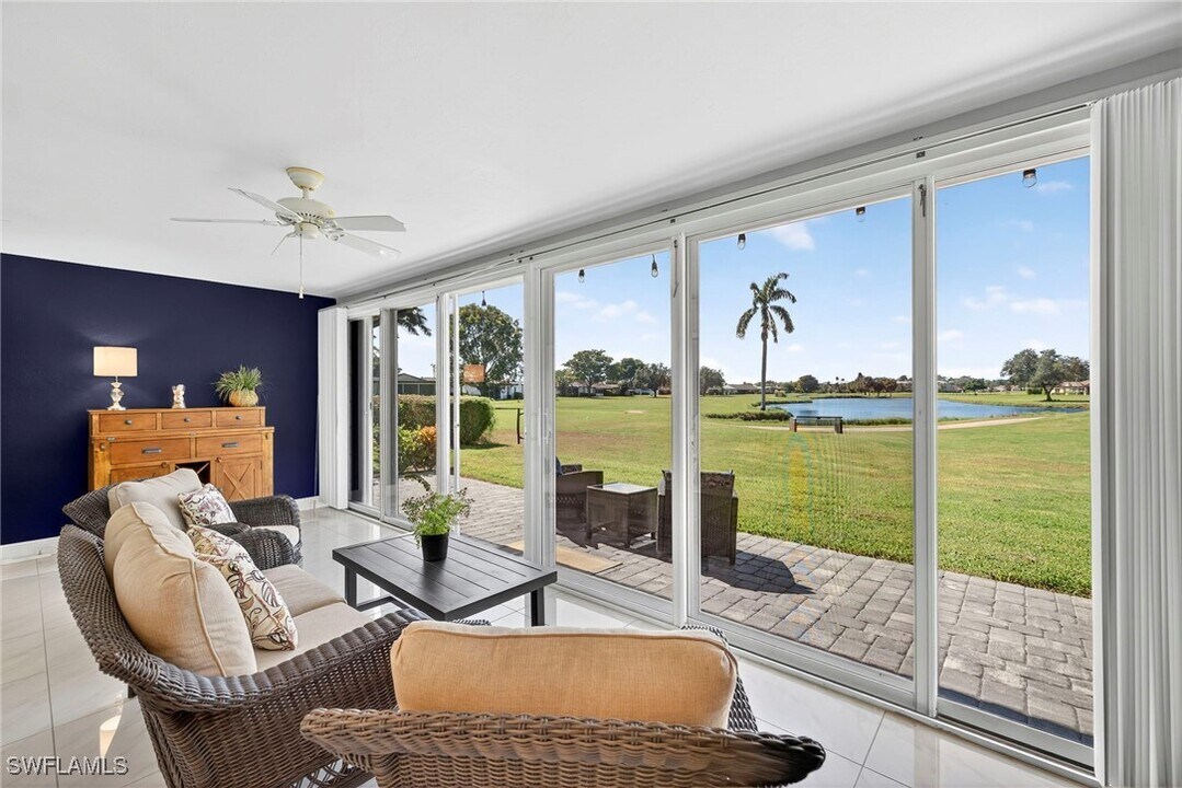 3111 Boca Ciega Dr in Naples, FL - Building Photo