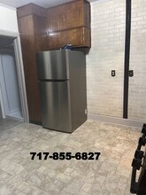 35 S Rosanna St in Hummelstown, PA - Building Photo - Building Photo