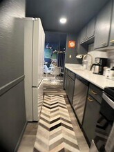 3045 Park Ln in Dallas, TX - Building Photo - Building Photo